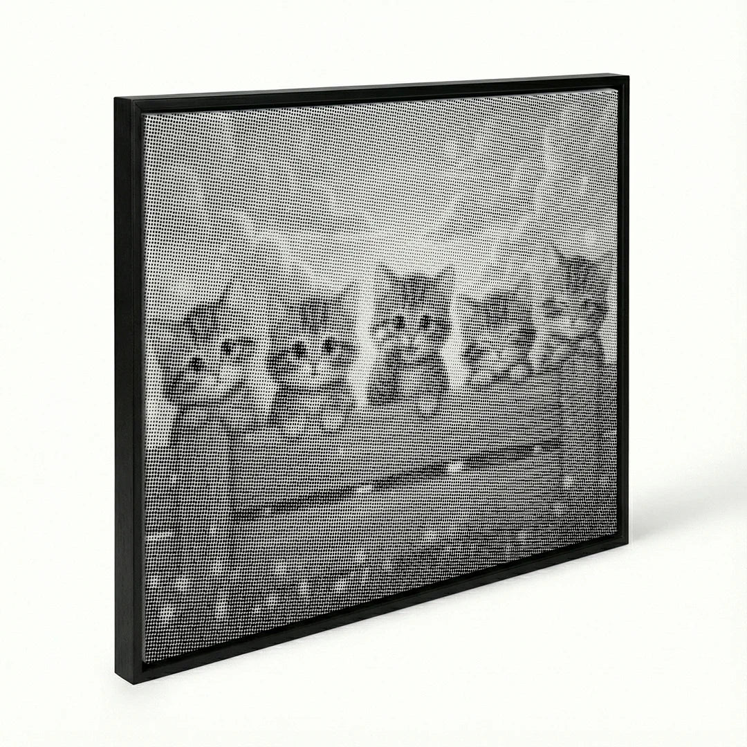 Chatons sur la peinture à points de clôture