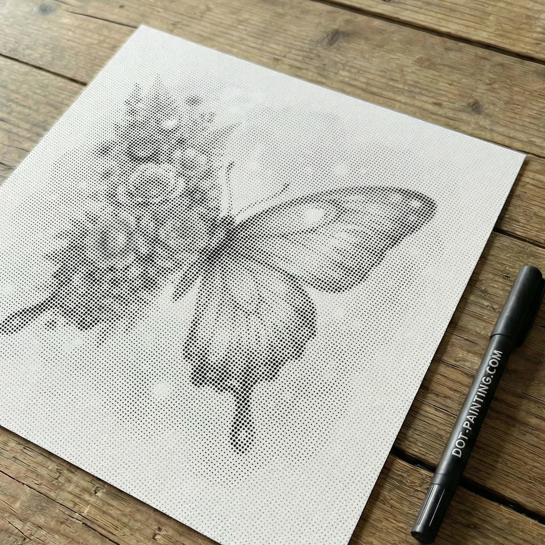 Peinture à pois fleur papillon