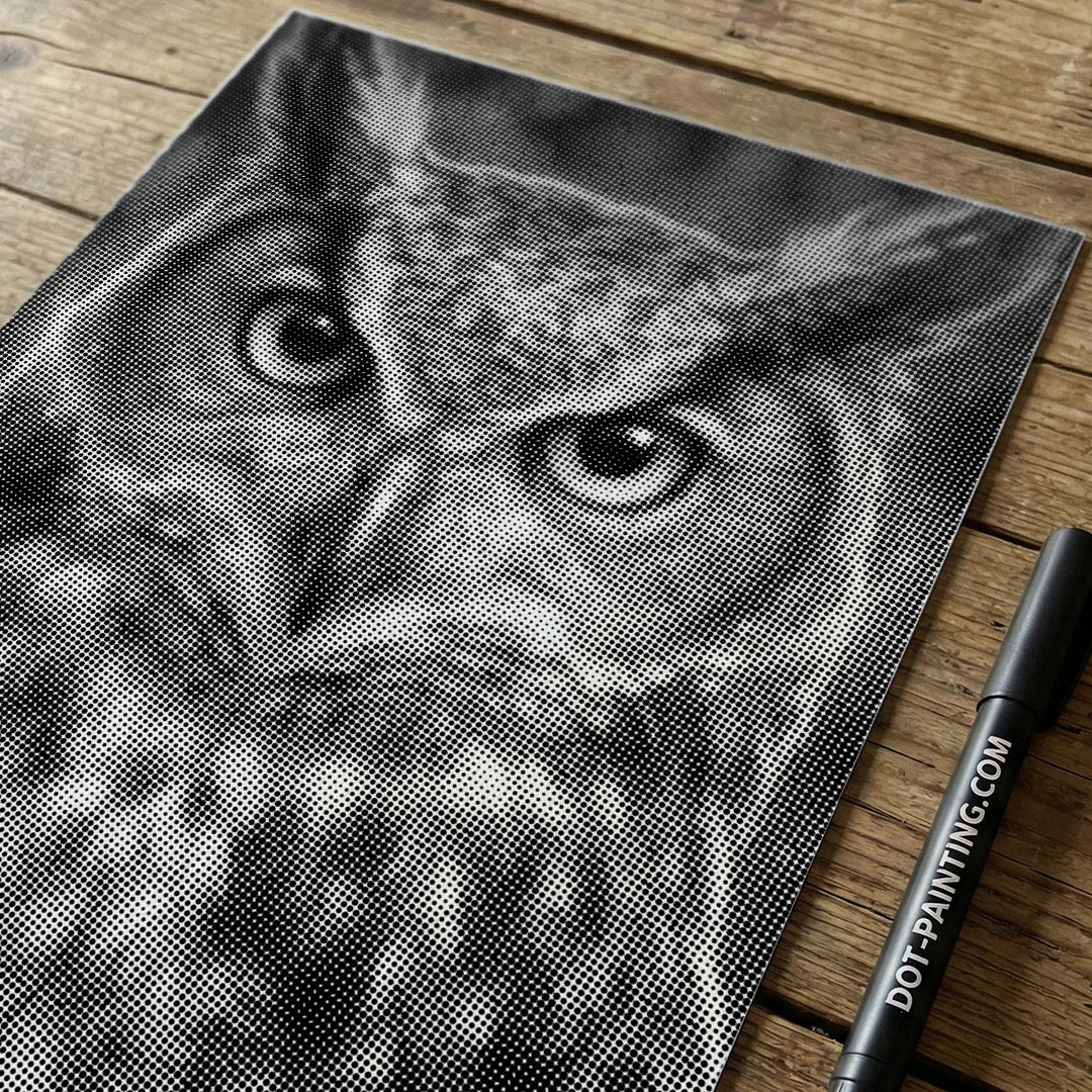 Peinture à points de hibou en colère